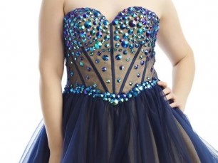 Tips For Choosing A Plus-Size Homecoming Dress