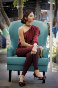 How To Wear A Monochromatic Outfit? Look 1 | Fashionistha